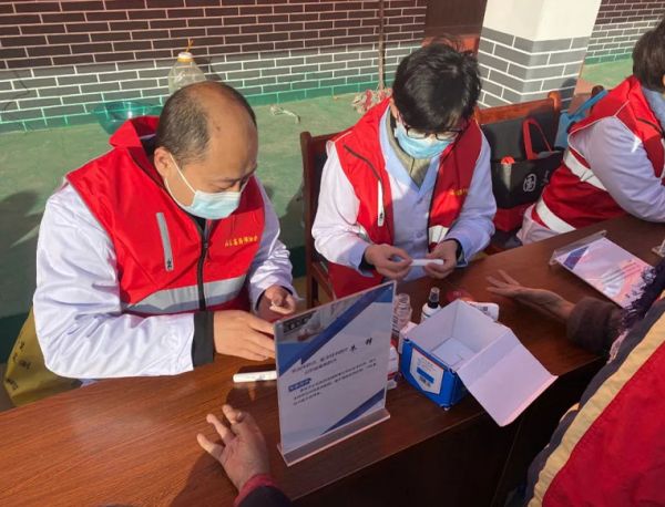 寧陽縣一滕醫(yī)藥有限公司承辦山東省“***美藥師藥學服務齊魯行暨***美藥師走基層”志愿服務公益活動