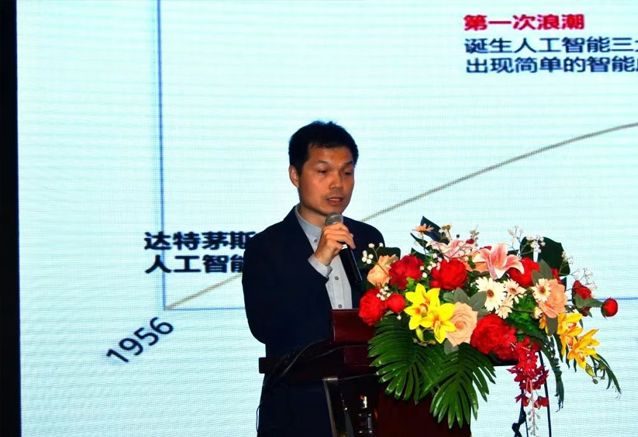 【回顧】一滕集團(tuán)2025年***期工程風(fēng)險(xiǎn)防控專(zhuān)題培訓(xùn)